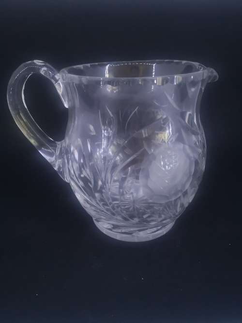 Stunning cut glass jug - heavy