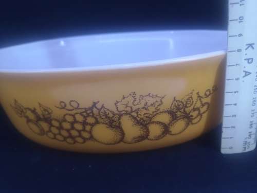 Vintage Pyrex milk glass dish