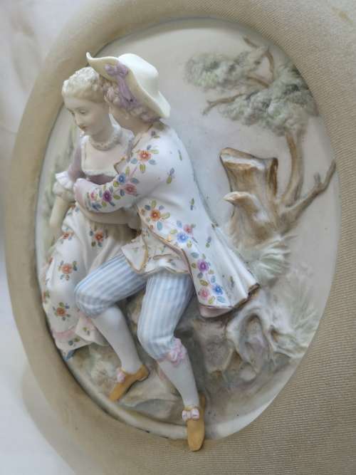Vintage  3D Romantic porcelain wall plaque