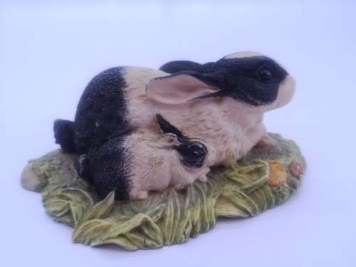 Vintage  John Beswick studio Scuplture - The countryside Series - Contentment