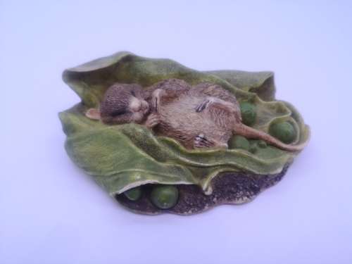 Vintage  John Beswick studio Scuplture - The Beatric Potter Series - Timmy Willie - note condition