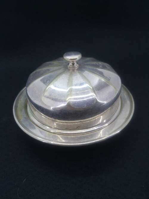 Beatiful silver plated butter/caviar baine marie