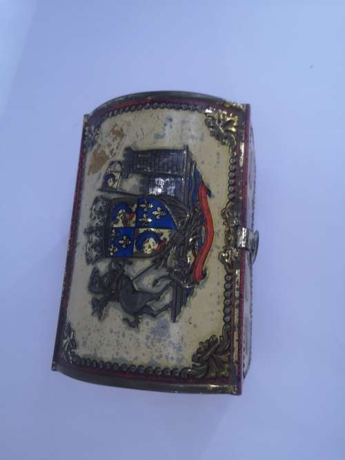 Darling hinged tin