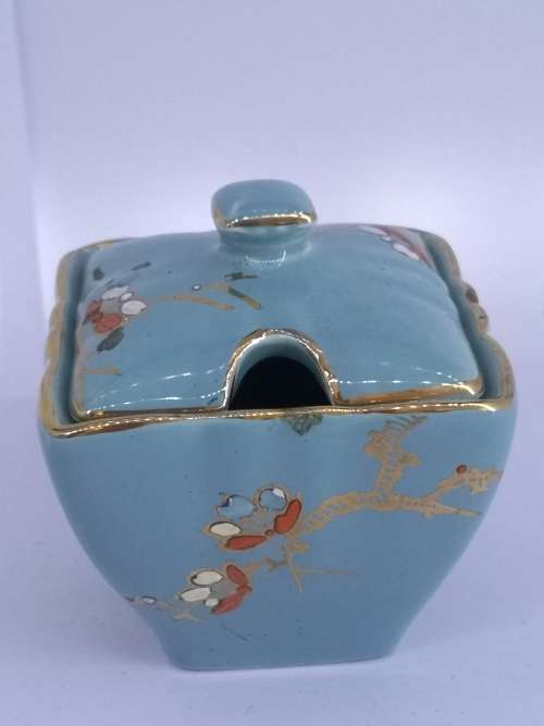 Kendal Old Foley Capri sugar pot