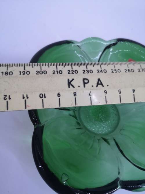 Green glass flower - made in Italy