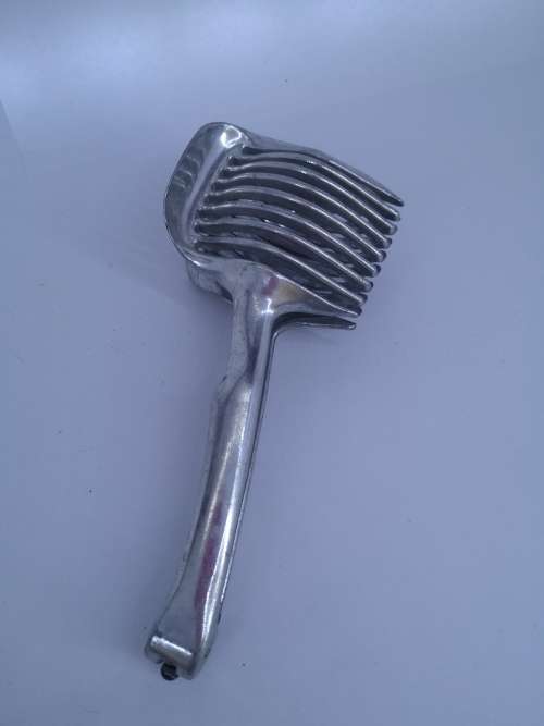 Vintage egg holder for cutting egg - made in Taiwan