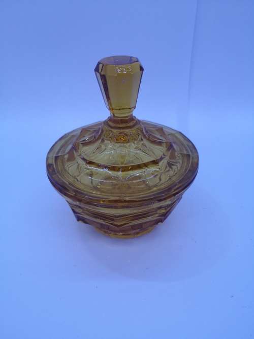 Amber glass vanity set on tray - LOOK!