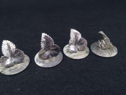 Name/dish card holders - leaves