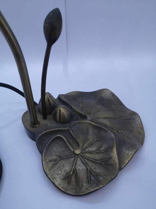 Vintage Tiffany style lamp - broken shade