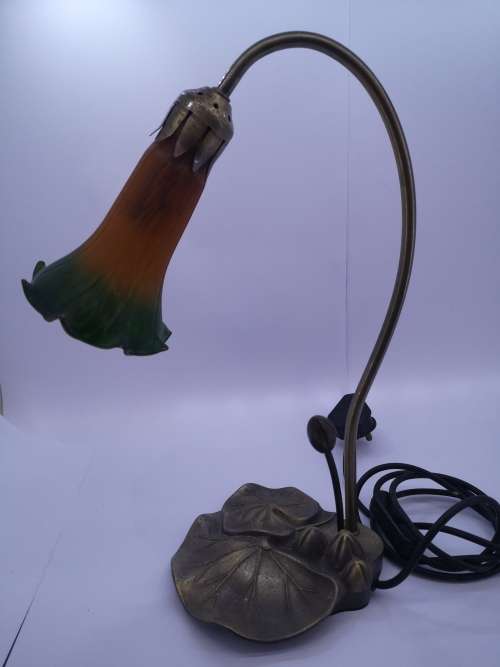 Vintage Tiffany style lamp - broken shade