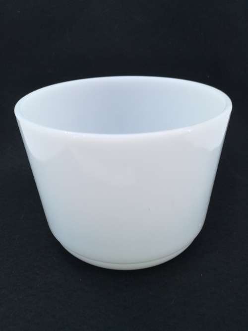 Kenwood mixing bowl - milk glass