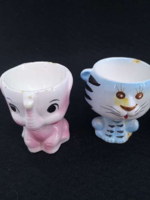 Vintage egg cups - too cute! See condition