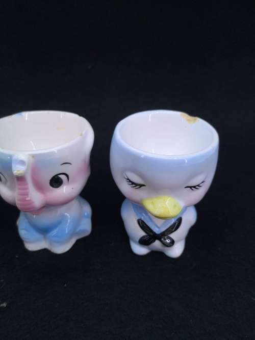 Vintage egg cups - too cute! See condition