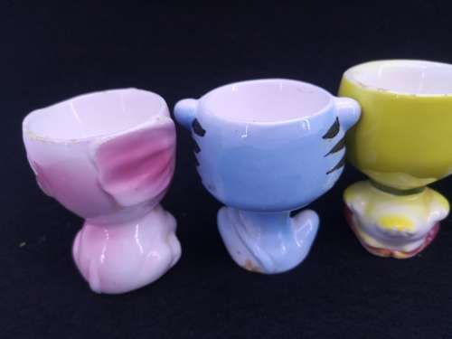 Vintage egg cups - too cute! See condition