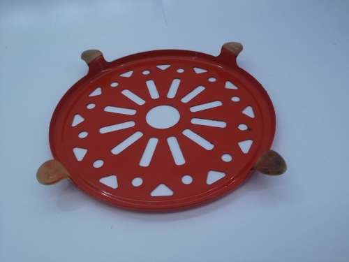 Red trivet - metal