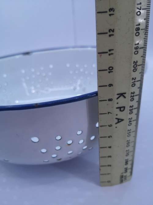 Enameled colander blue and white