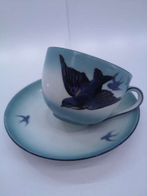 Vintage tea set swallows - Blue 8 cups and saucers