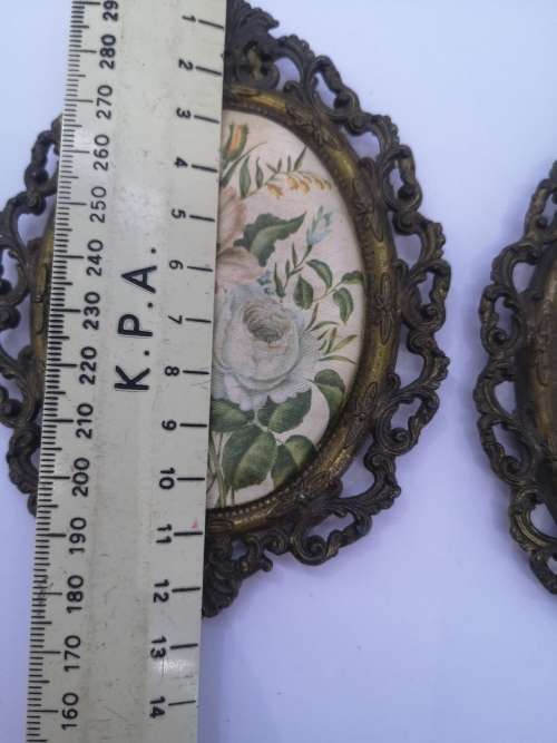Vintage made in Italy metal frames with silk pictures - set 2