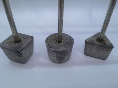 Snackle with wooden handle