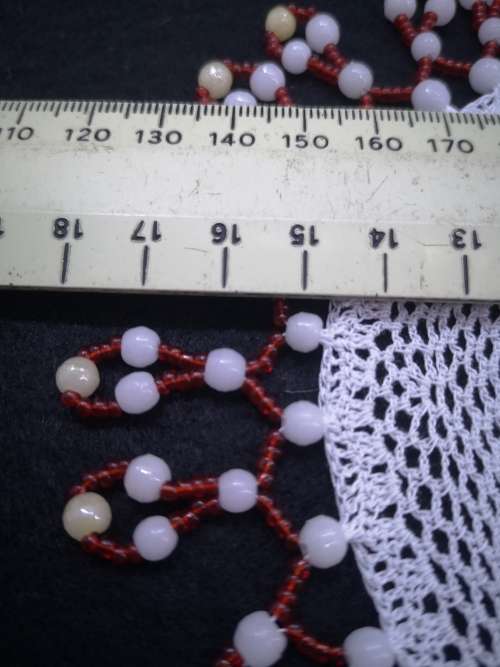 VINTAGE HAND CROCHET DOILIE
