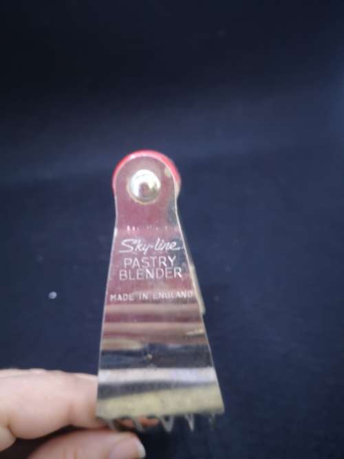 Skyline pastry blender