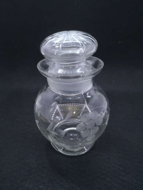 Cut glass bottle