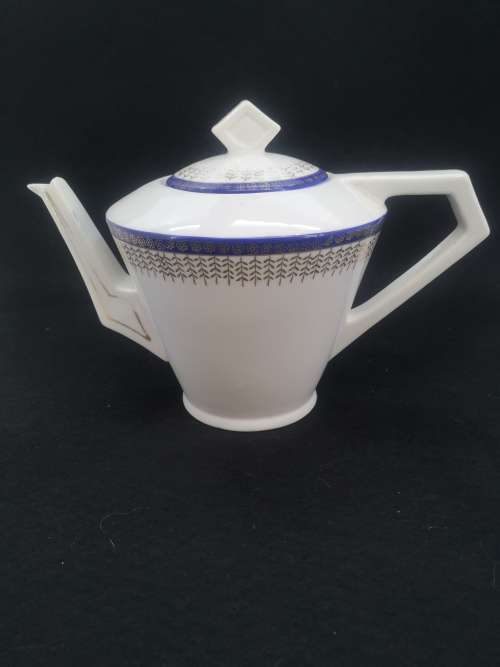 Tea pot - unmarked