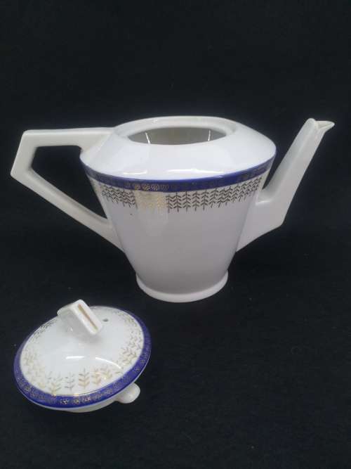 Tea pot - unmarked