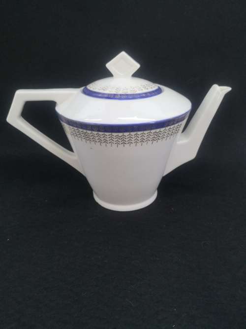 Tea pot - unmarked
