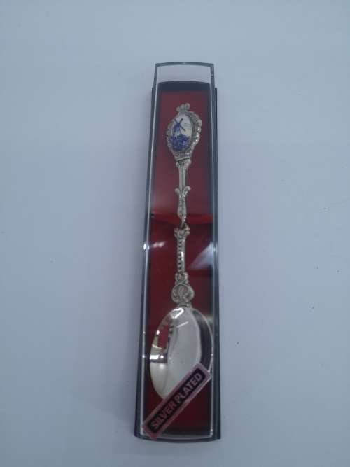 Siver plated spoon with delft handle