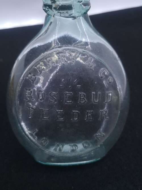 Baby feeding bottle  -  Rosebud
