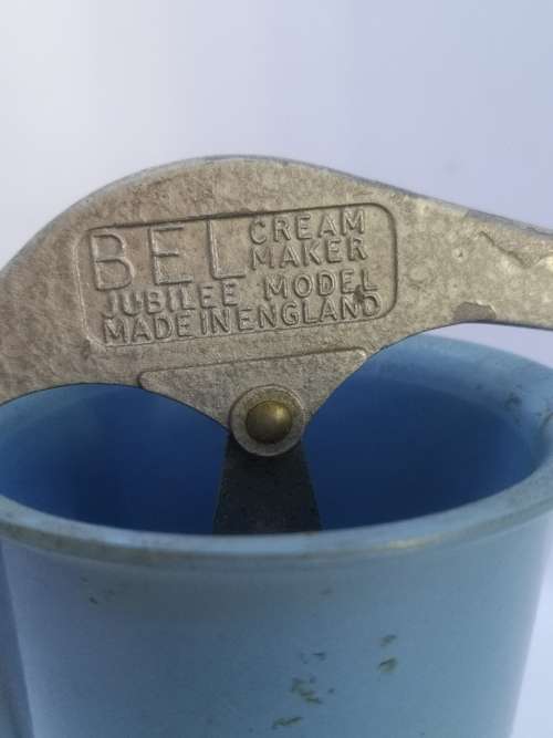 Vintage  Jubilee Bel Cream Maker