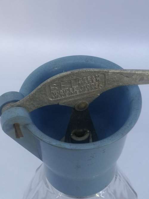 Vintage  Jubilee Bel Cream Maker