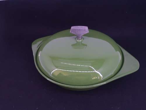 Beautiful green enamel cast iron segmented pot