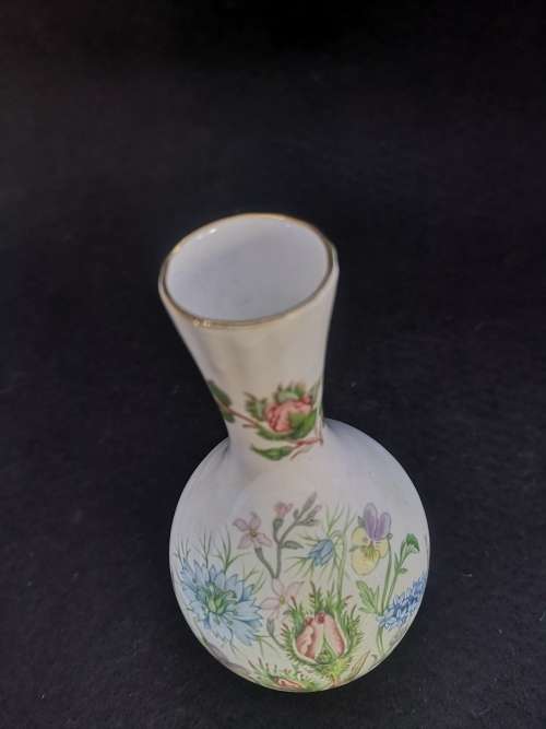 Aynsley `wild tudor` single stem vase