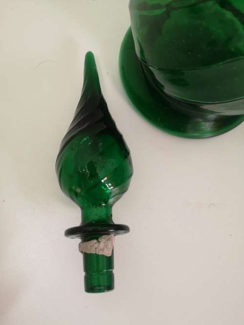 Genie bottle - Emerald green - Huge!