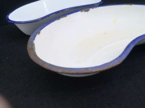 Kochums  enamel kidney bowls