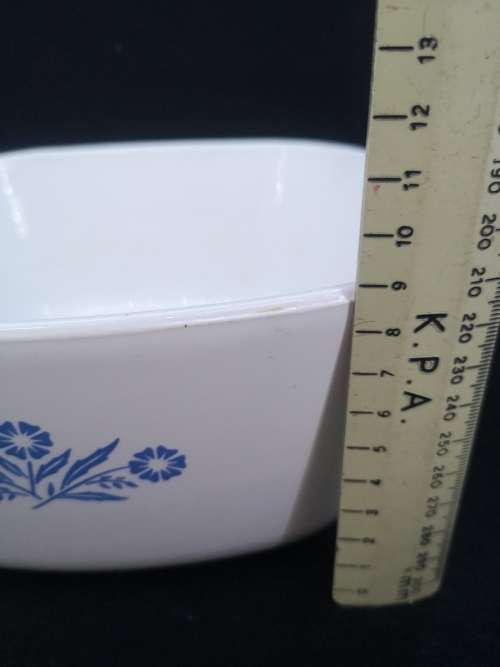 Vintage Corning ware Blue cornflower P-2 1/2 - B - Made in USA