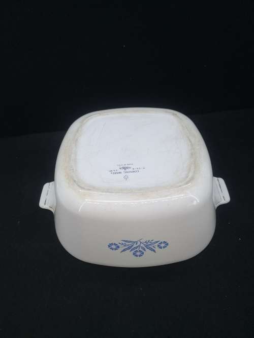 Vintage Corning ware Blue cornflower P-2 1/2 - B - Made in USA