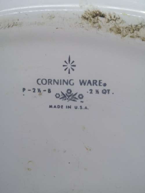 Vintage Corningware Blue cornflower P-2 1/2 - B - Made in USA