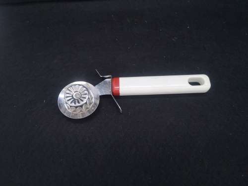 Vintage pie dough cutter