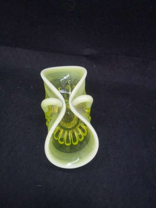 Vaseline glass - uranium glass basket