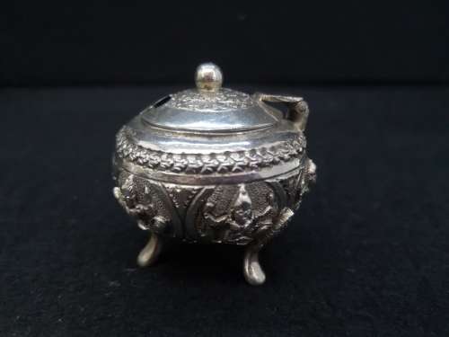 Detailed small condiment pot 50% silver I was told - no markings - non magnetic