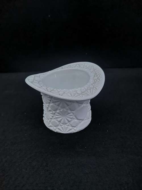 Small Milk glass Top Hat vase