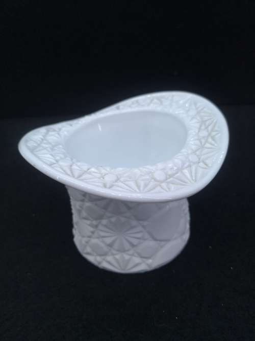 Small Milk glass Top Hat vase