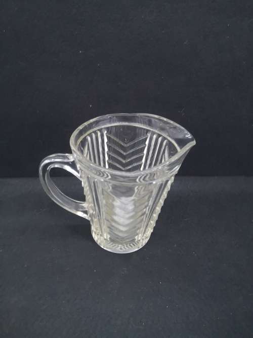 Glass jug