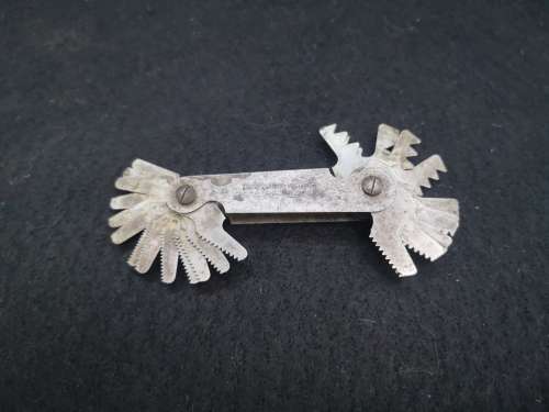 Vintage Moore & Wright Sheffield England No. 800 Screw Thread Pitch Gauge