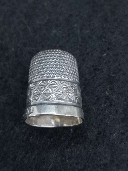 Silver thimble