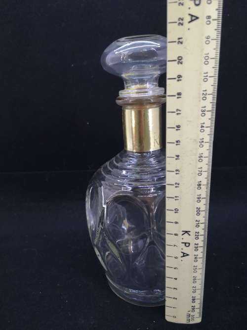 Glass decanter