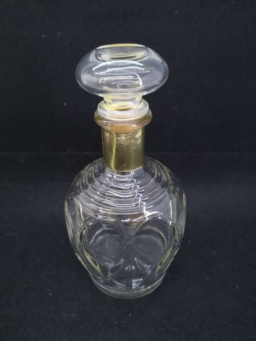 Glass decanter